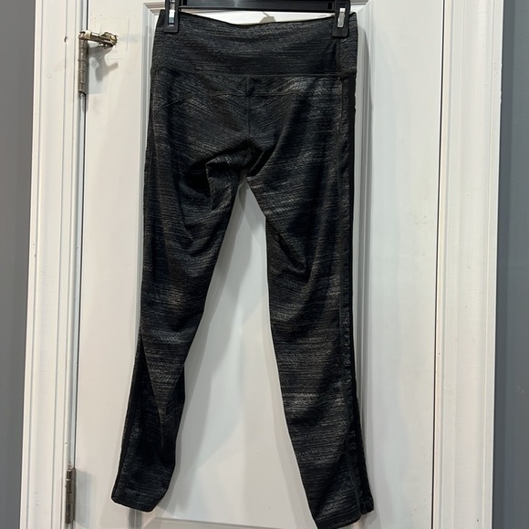 Adidas Performer  Tight 3/4 Leggings Capri Activewear Ladies SMALL - Picture 4 of 7